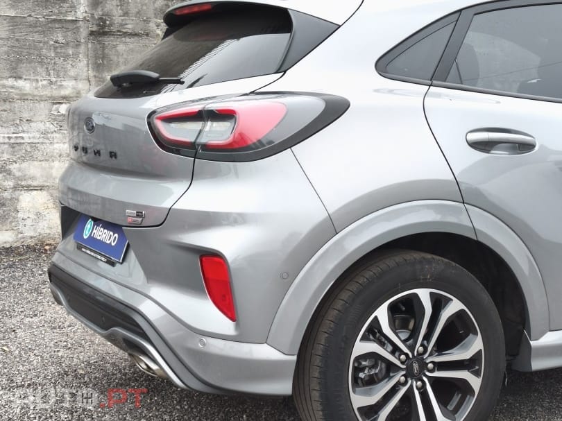 Ford Puma 1.0 EcoBoost Hybrid ST-LINE