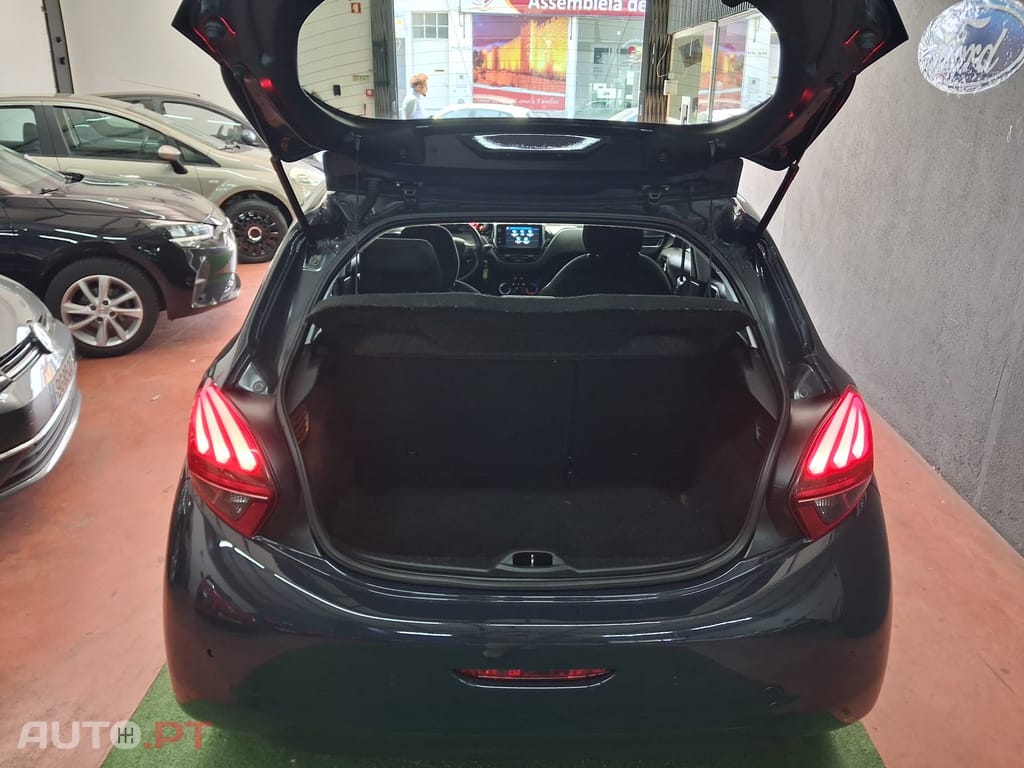 Peugeot 208 1.2 PureTech Active