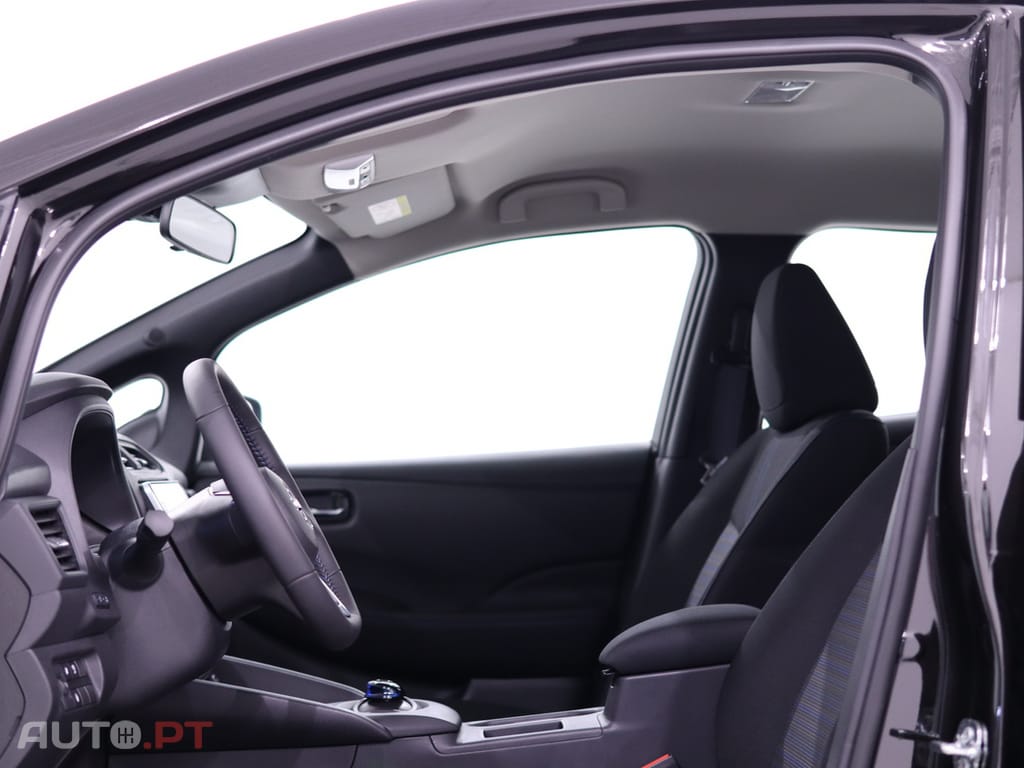 Nissan Leaf 5p 40kwh Acenta