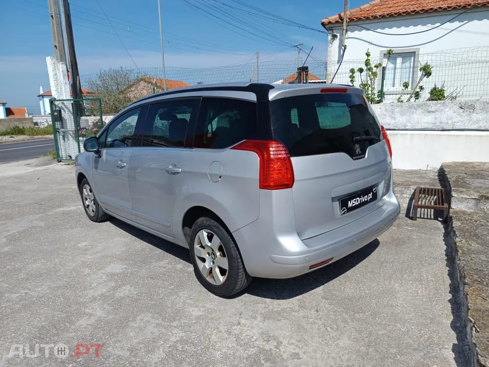 Peugeot 5008 1.6 HDi 7L Allure