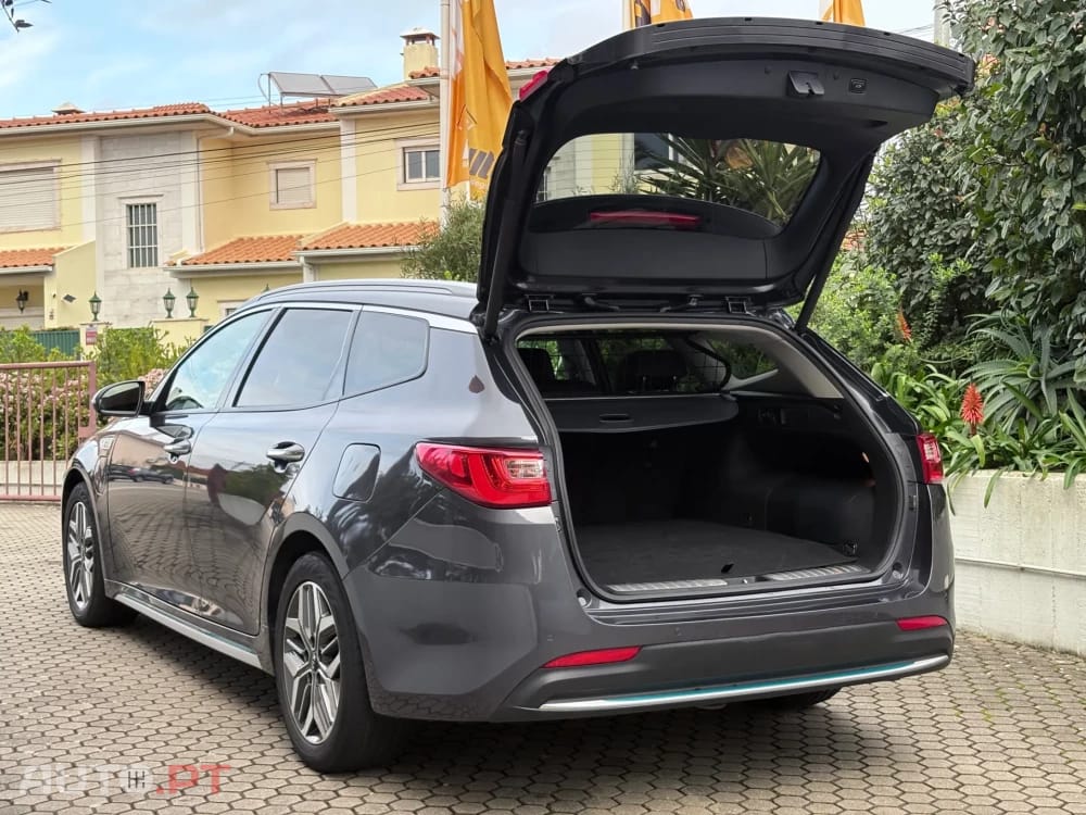 Kia Optima 2.0 CVVT PHEV