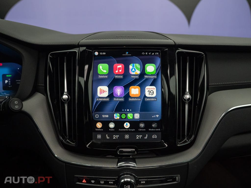 Volvo XC60 2.0 T6 PHEV Ultra Dark AWD