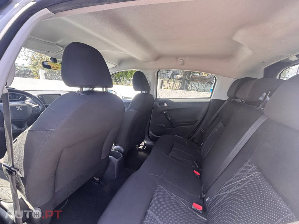 Peugeot 208 1.4 HDi Allure