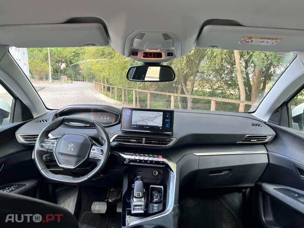 Peugeot 3008 1.5 BlueHDi Allure EAT8
