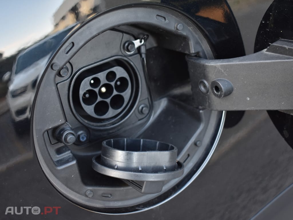 MG EHS 1.5 T-GDI Plug-in Hybrid Luxury