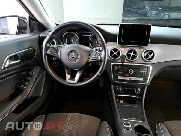 Mercedes-Benz CLA 200 d Shooting Brake Urban Aut.