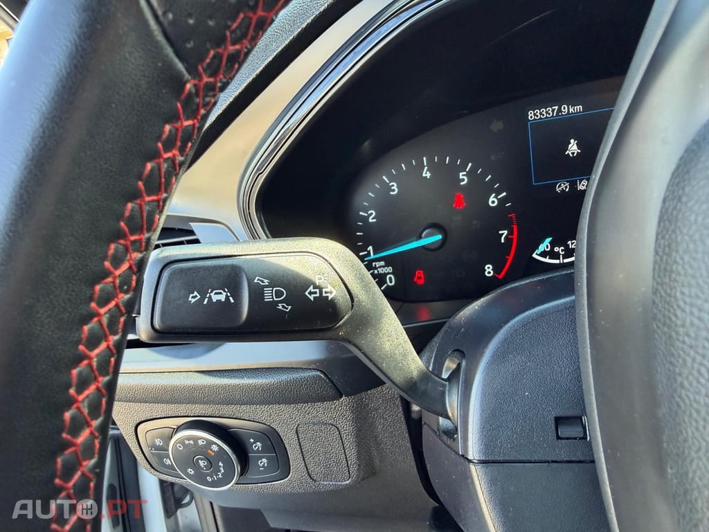 Ford Focus SW 1.0 EcoBoost MHEV ST-Line