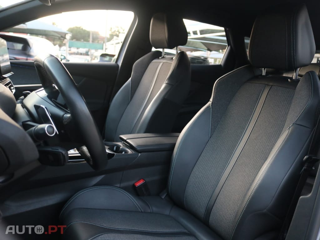 Peugeot 3008 1.5 BlueHDi Allure Pack EAT8