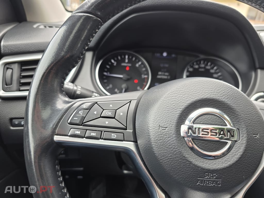Nissan Qashqai 1.5 dCi N-Connecta J18