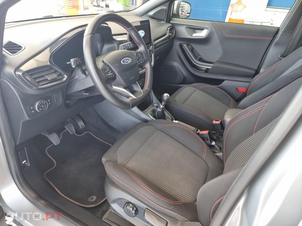 Ford Puma 1.0 EcoBoost MHEV ST-Line Design
