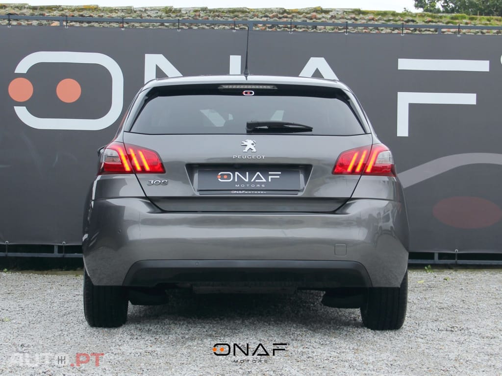 Peugeot 308 1.2 e-THP Allure 130cv