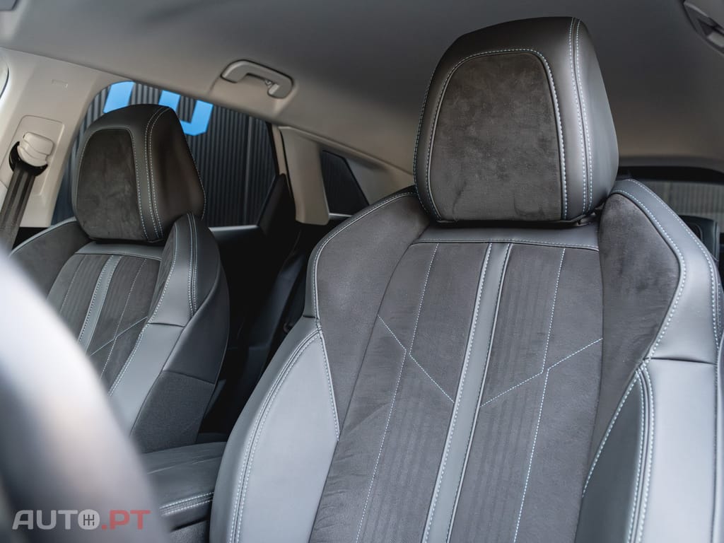 Peugeot 3008 1.5 BlueHDi Crossway