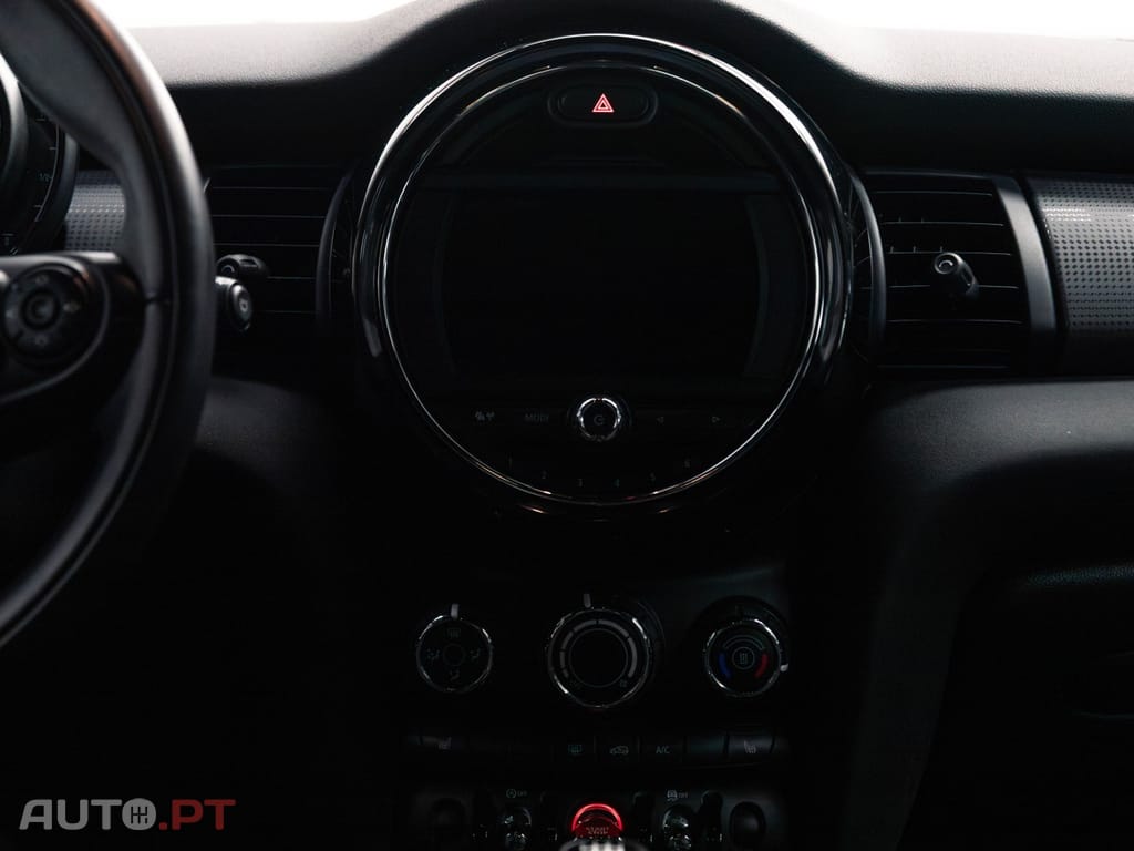 MINI Cooper Cooper D