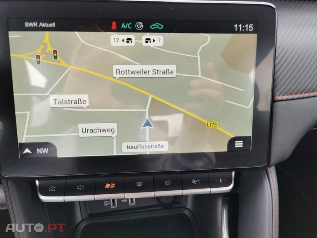 MG ZS  Luxury 1.0 