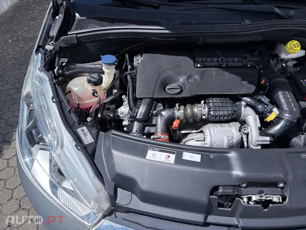 Peugeot 208 1.6 BlueHDi Style