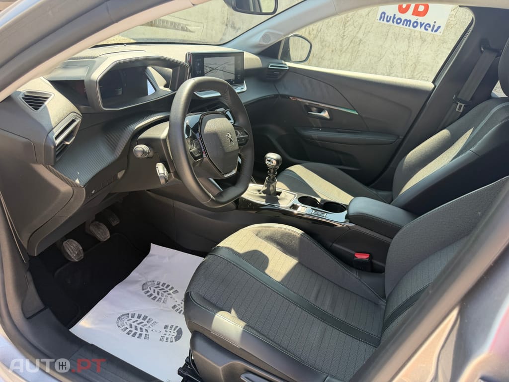 Peugeot 208 1.2 PureTech Allure