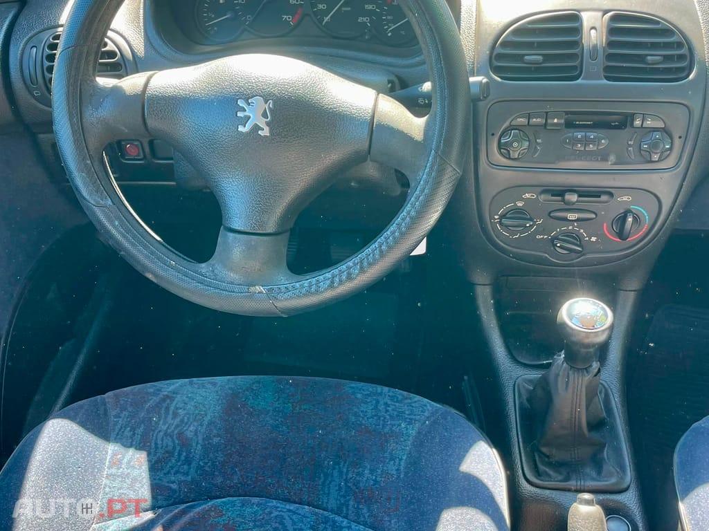 Peugeot 206 206