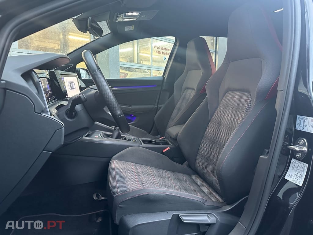Volkswagen Golf 2.0 TSI GTI
