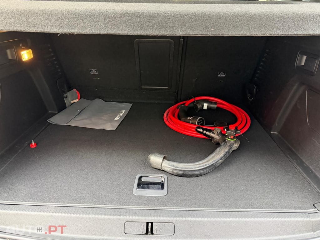 Peugeot 3008 1.2 Puretech EAT8 