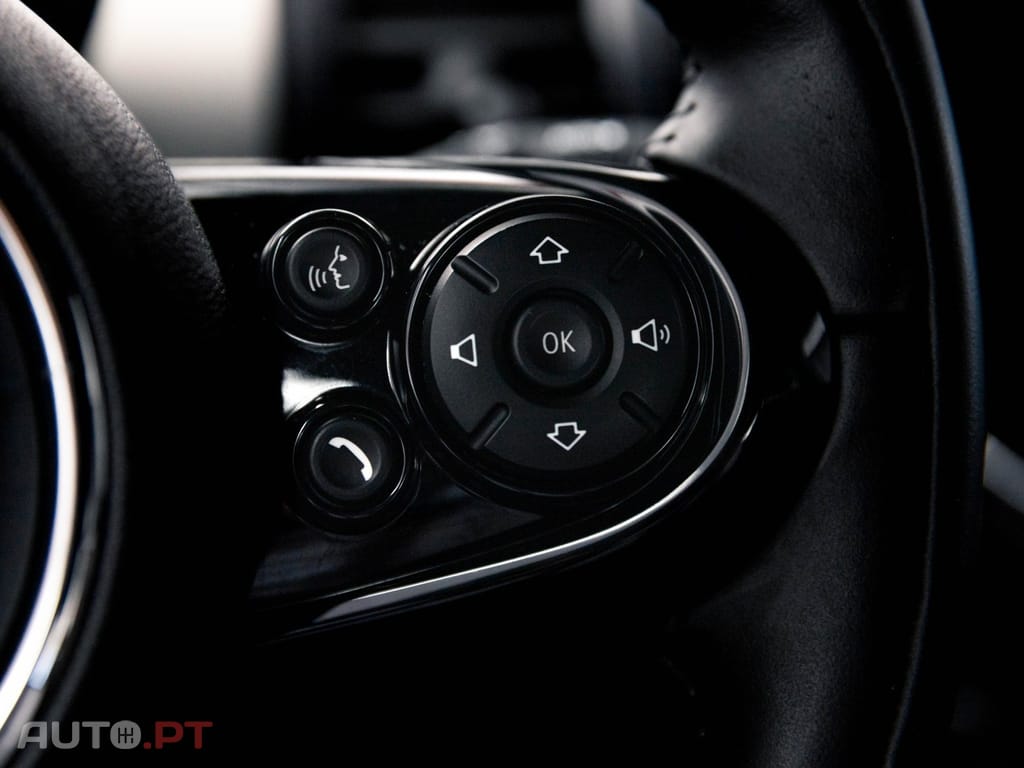 MINI Cooper Cooper D Auto