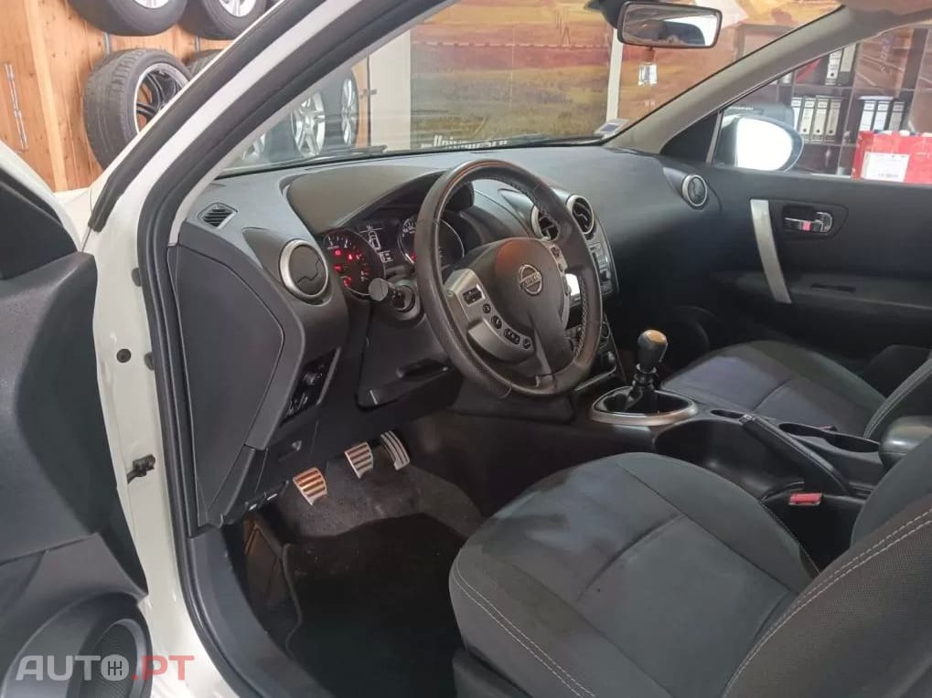 Nissan Qashqai 1.5 dCi Tekna Sport 17