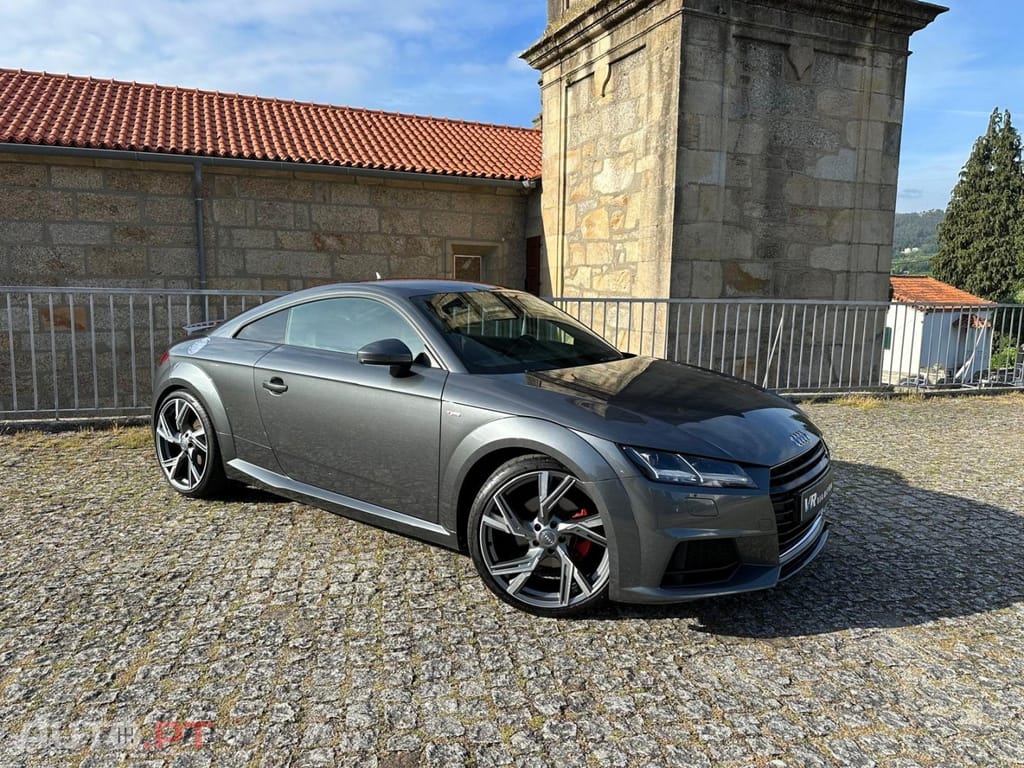 Audi TT 2.0 TFSI S-line S tronic