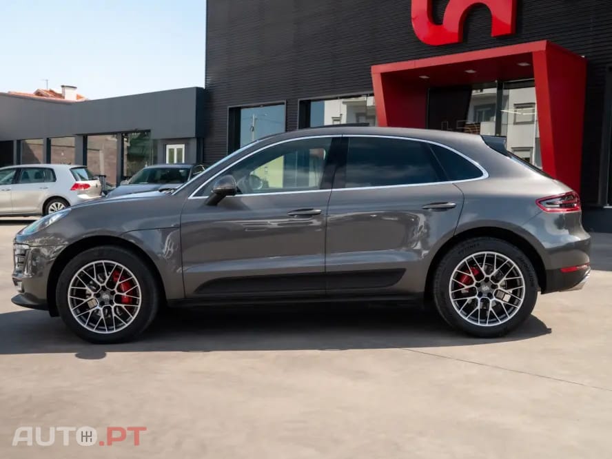 Porsche Macan S
