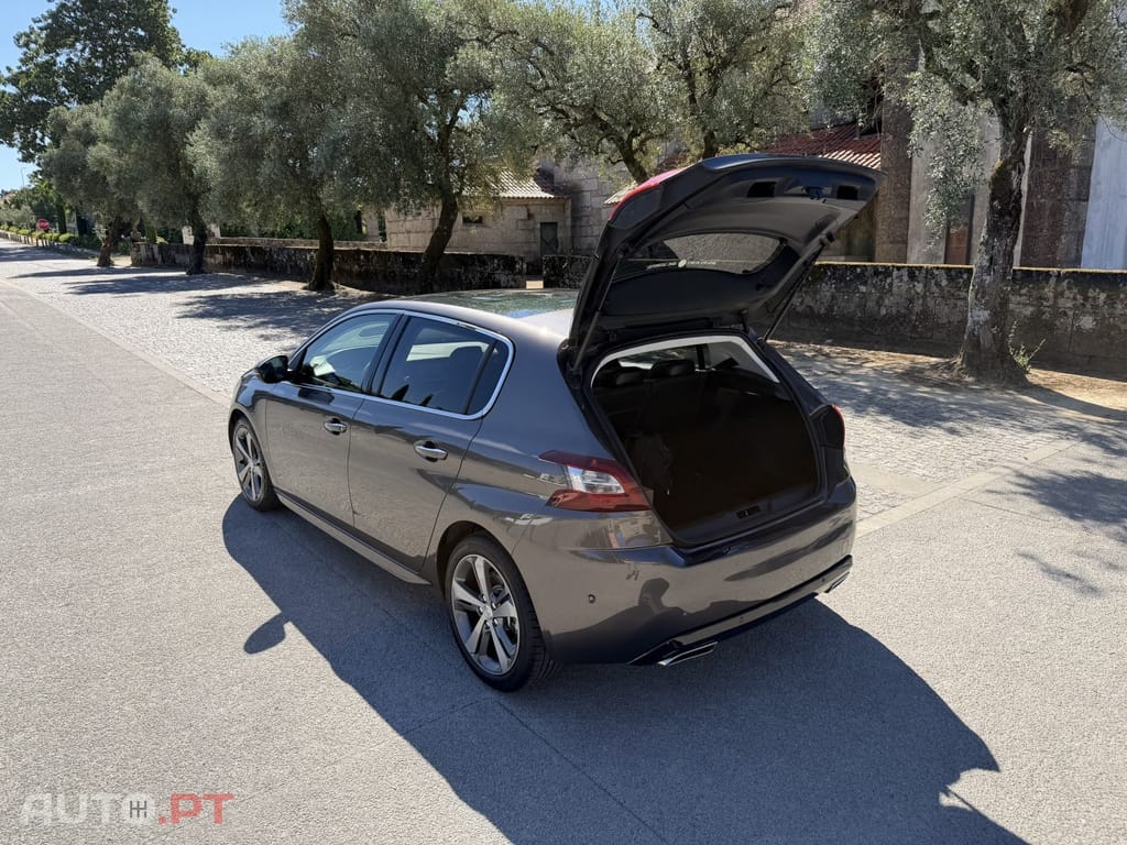 Peugeot 308 1.6 BlueHDi Allure J17