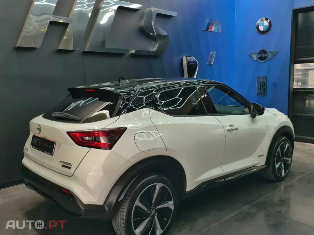 Nissan Juke 1.6 Hybrid N-Design Black