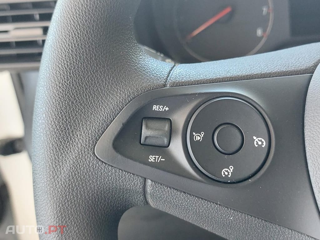 Opel Combo 1.5 CDTI L1H1Enjoy  - IVA Dedutível - Cx. 6 veloc.