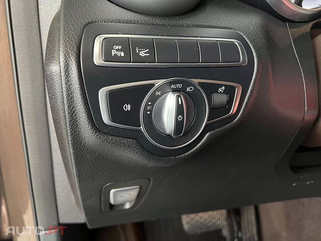 Mercedes-Benz GLC 220 D 4 MATIC