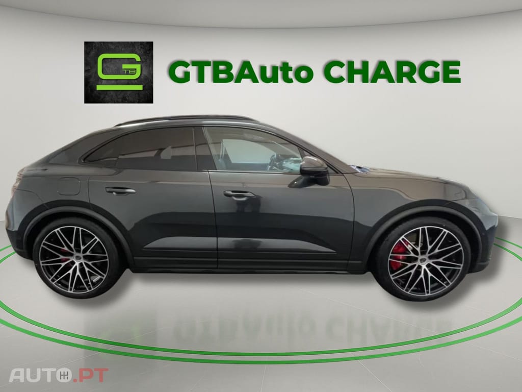 Porsche Macan I.V.A DEDUTIVEL Turbo