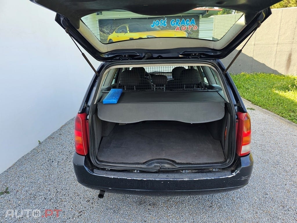 Ford Focus SW 1.6 Ghia