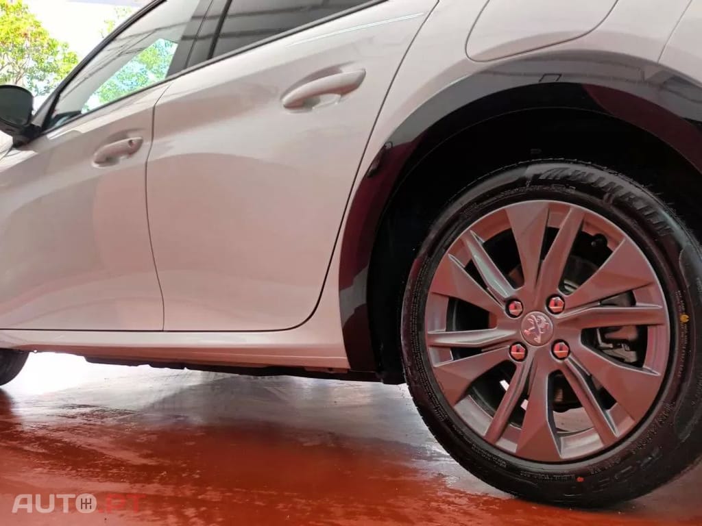 Peugeot E-208 Allure Pack