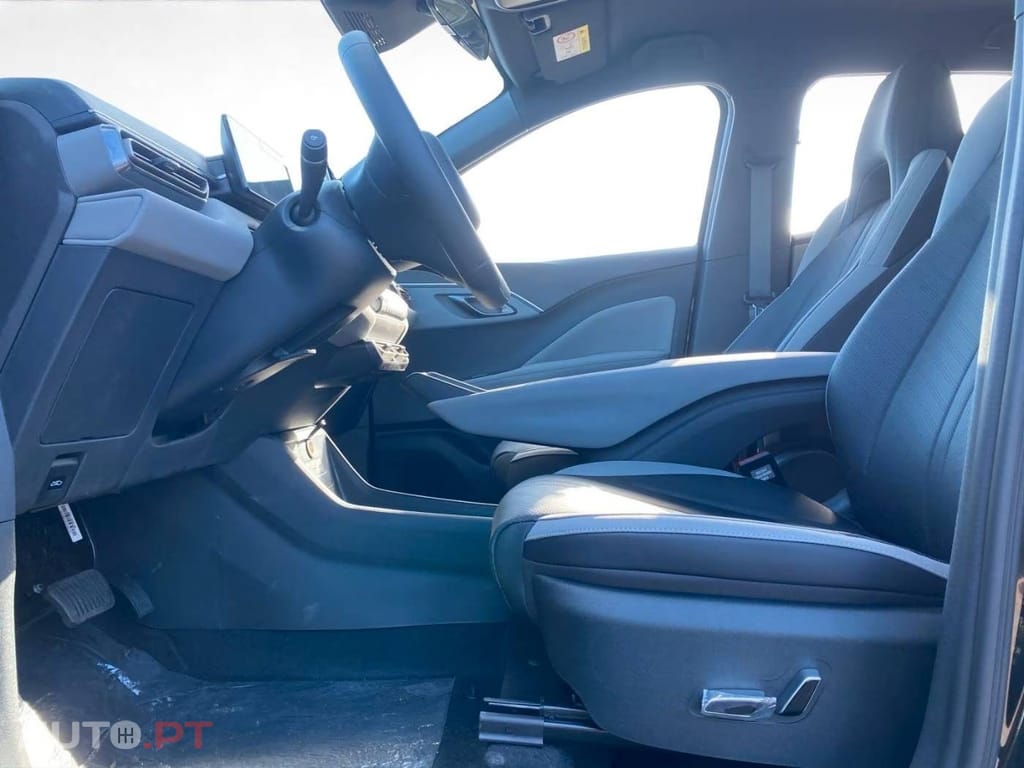 BYD Dolphin Surf Boost