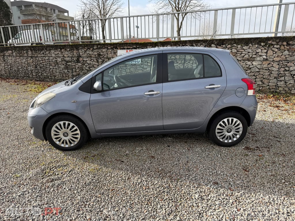 Toyota Yaris 1.0 VVT-i Comfort+AC