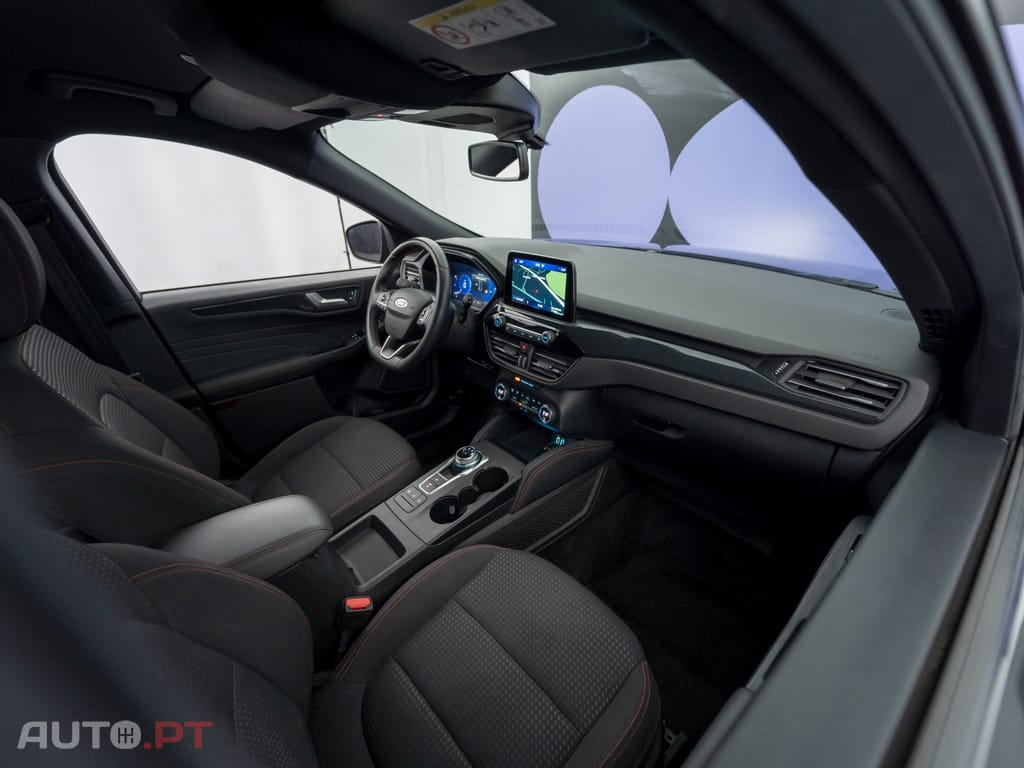 Ford Kuga 2.5 PHEV ST-Line X