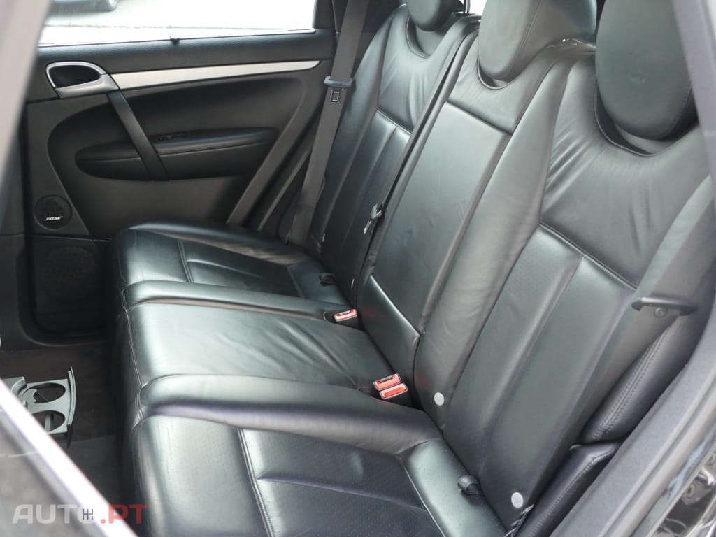 Porsche Cayenne Tiptronic