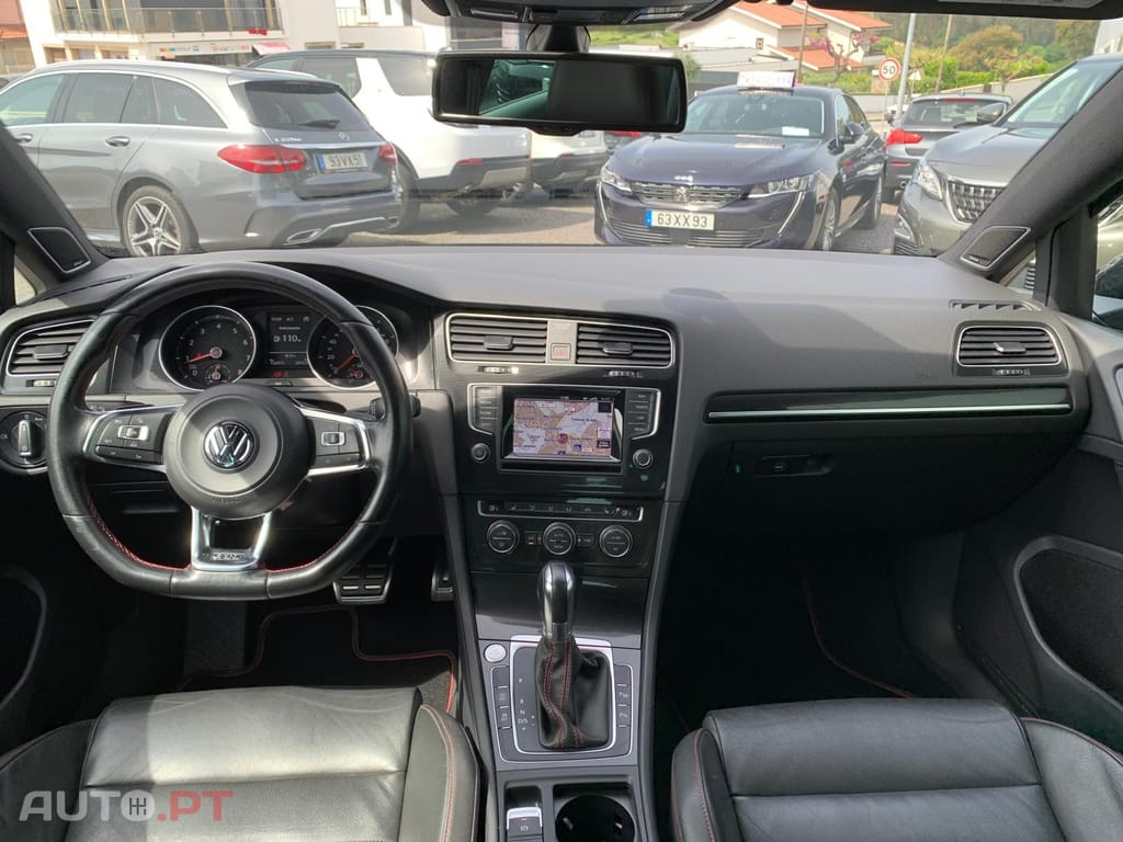 Volkswagen Golf 2.0 TSi GTi DSG Performance