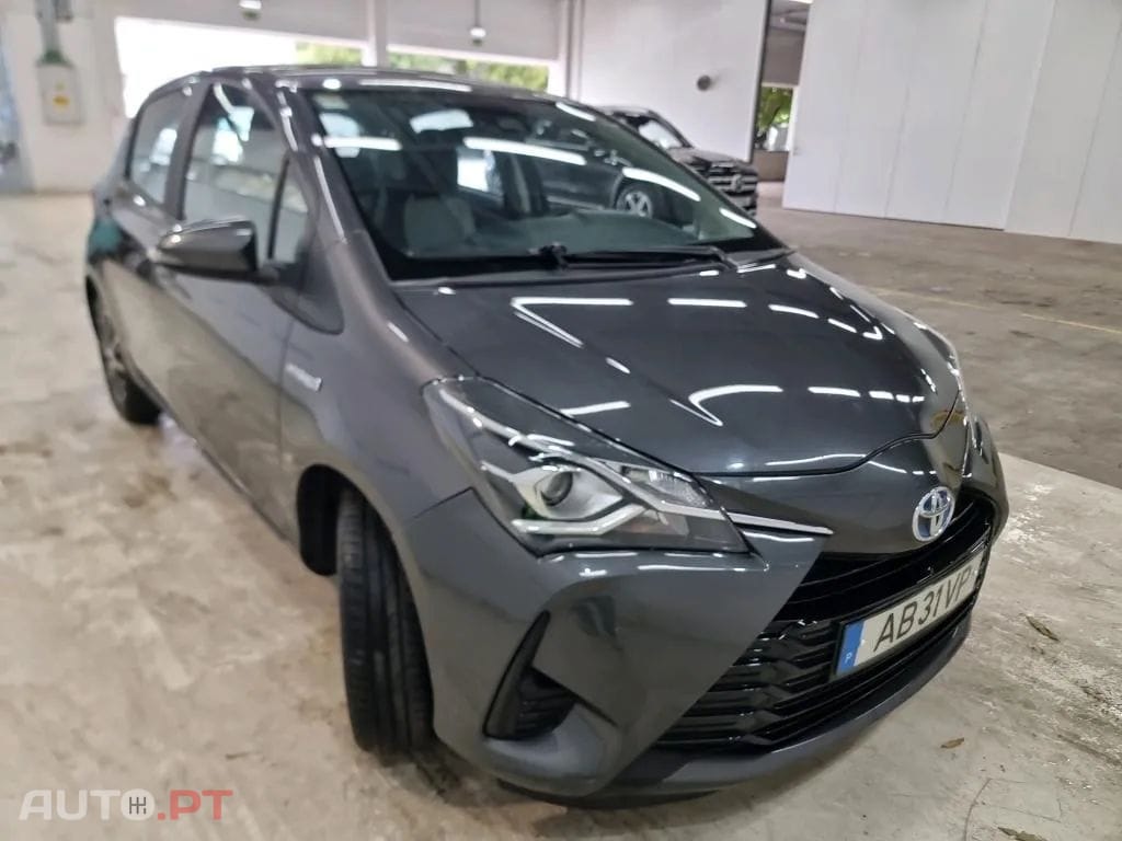 Toyota Yaris 1.5 HSD Comfort
