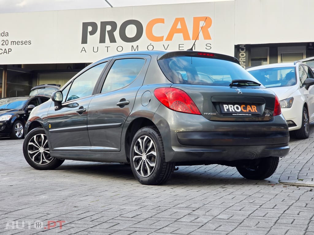 Peugeot 207 1.4 16V Trendy