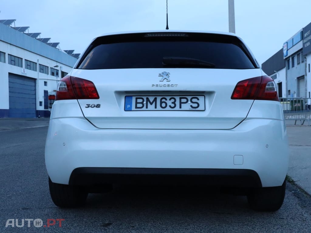 Peugeot 308 1.2 PureTech Style