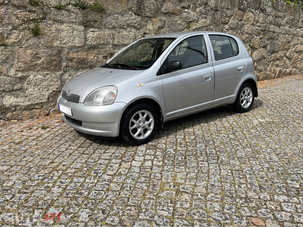 Toyota Yaris 1.0 vvti Sol