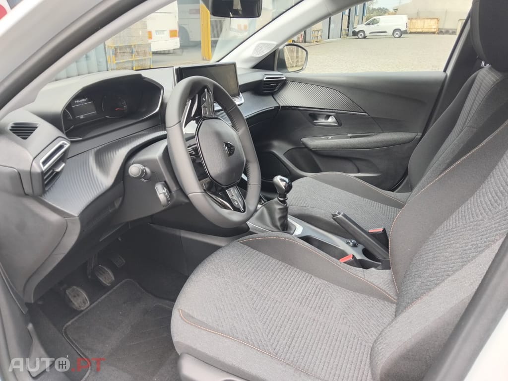Peugeot 208 1.2 PureTech SE Style