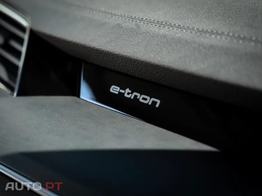 Audi E-Tron 50 quattro advanced