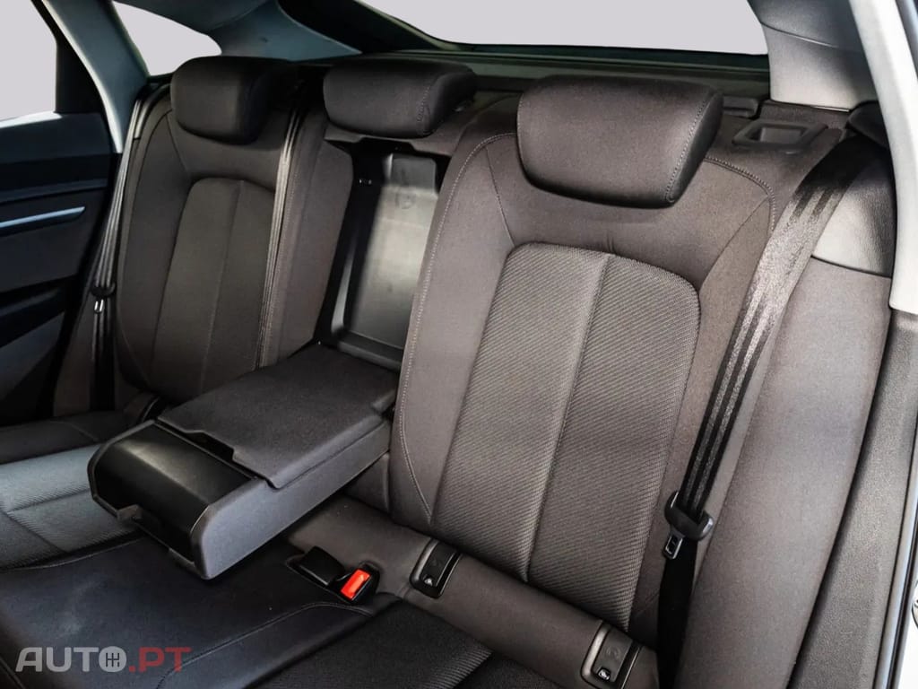 Audi E-Tron I.V.A DEDUTÍVEL  55 ADVANCED 21Z