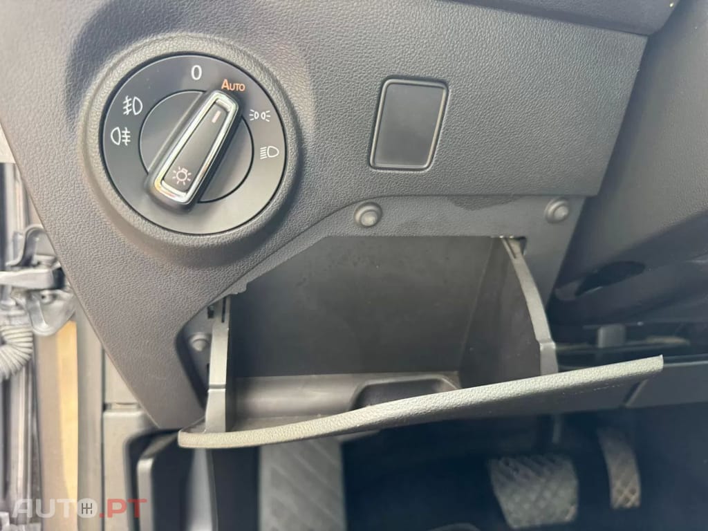 Seat Leon 2.0 TDI DSG Road Edition