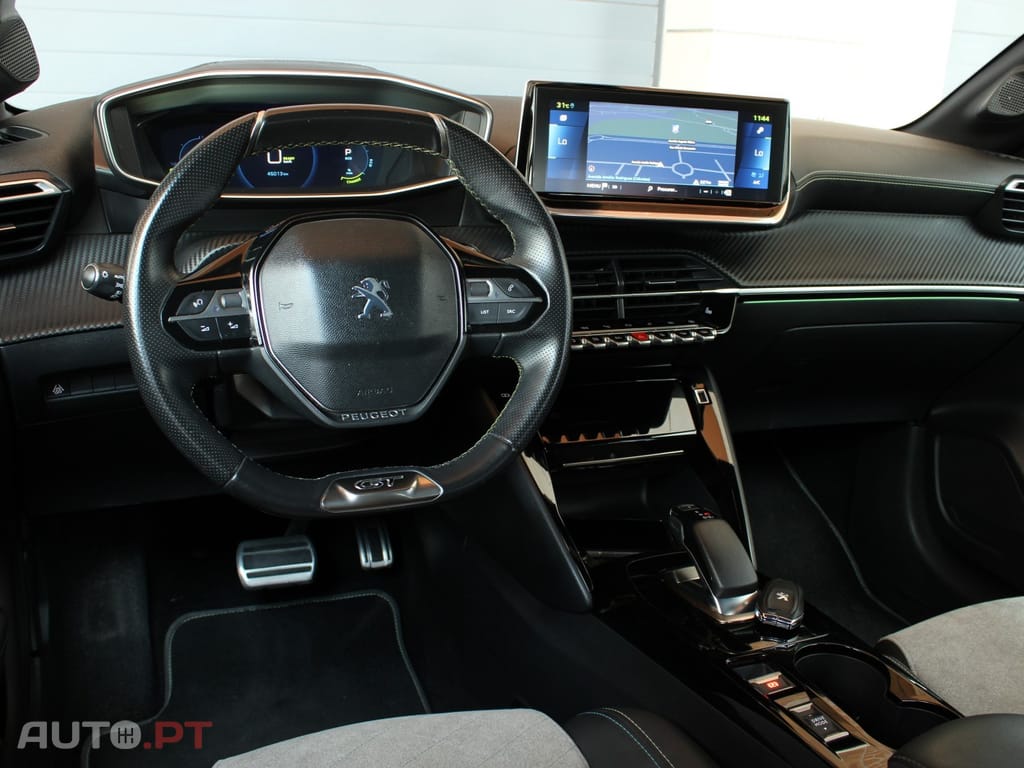 Peugeot E-208 50 kWh GT Pack