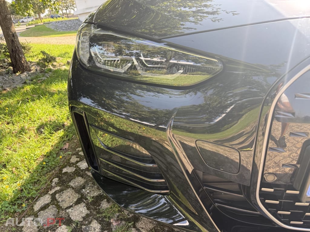 BMW i4 eDrive35 Pack Desportivo M