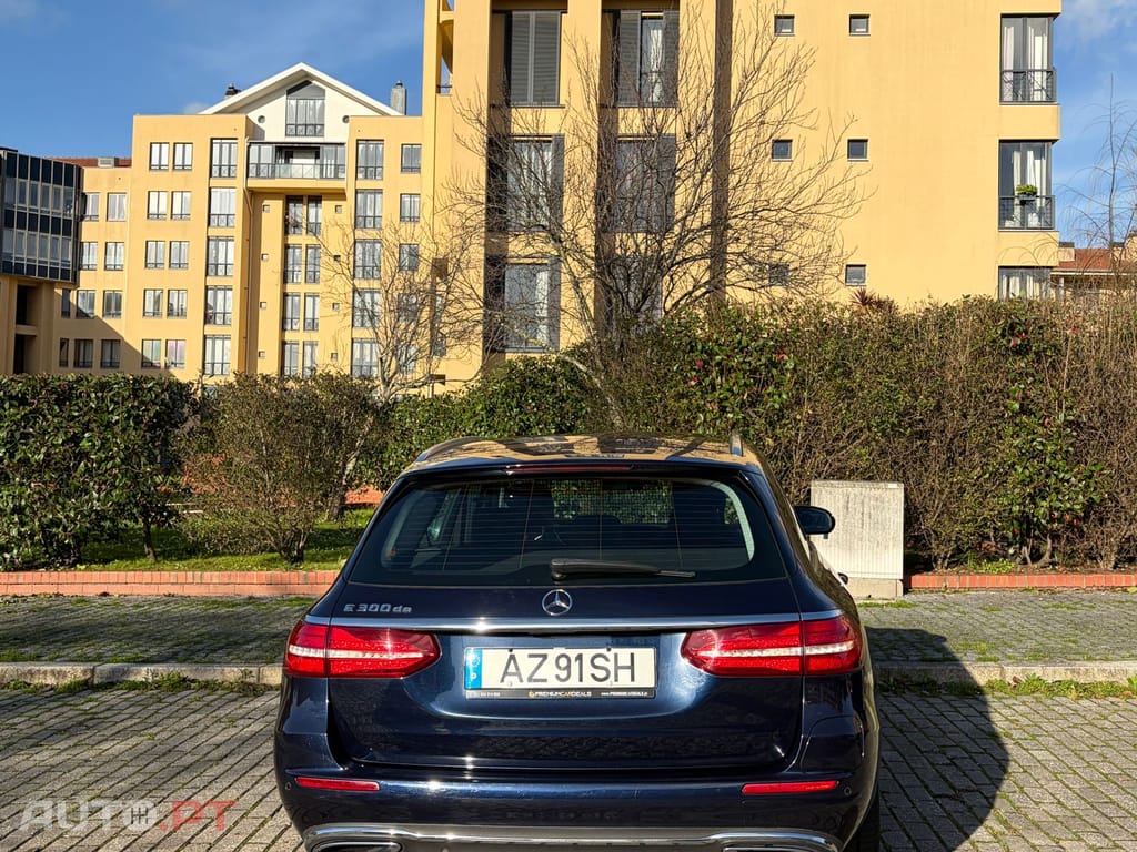 Mercedes-Benz 300 E300de